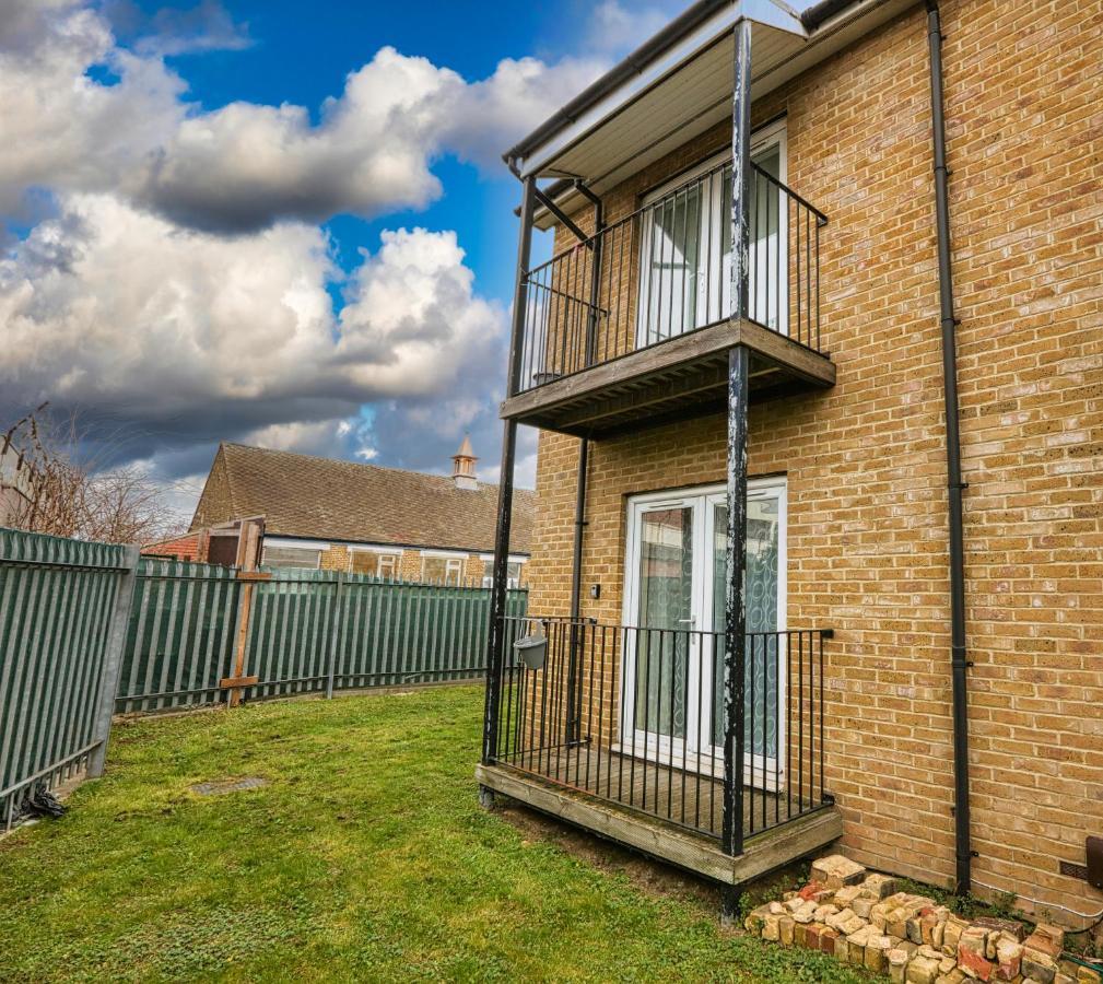 Surespring Apartment Erith Exteriér fotografie